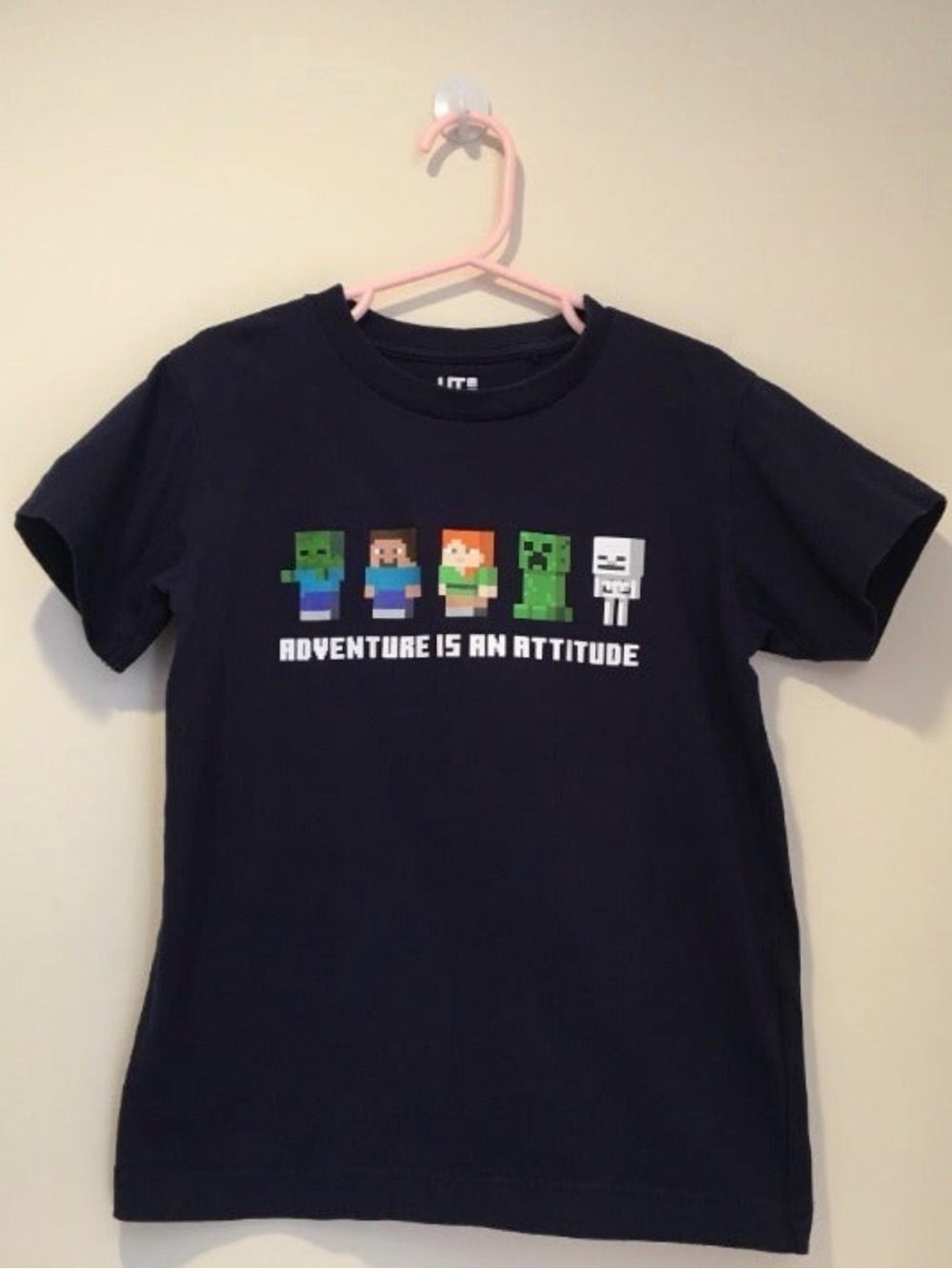 Uniqlo UT Minecraft Boys' T-Shirt Size 5-6